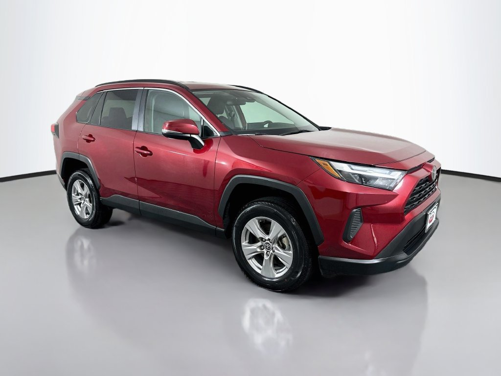 Certified 2025 Toyota RAV4 XLE FWD image 3