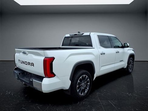 Used 2023 Toyota Tundra Limited AWD/4WD image 3