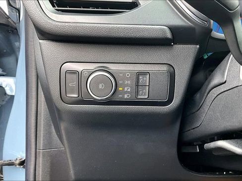 Used 2025 Ford Escape Platinum image 15