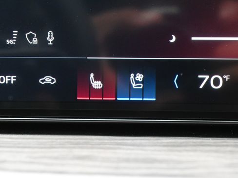 Used 2025 Audi Q5 Premium Plus image 29