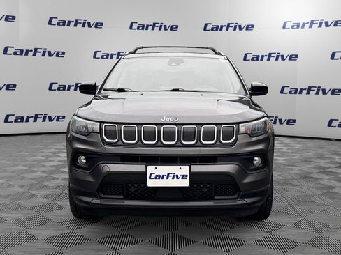 Used 2022 Jeep Compass Latitude AWD/4WD image 9