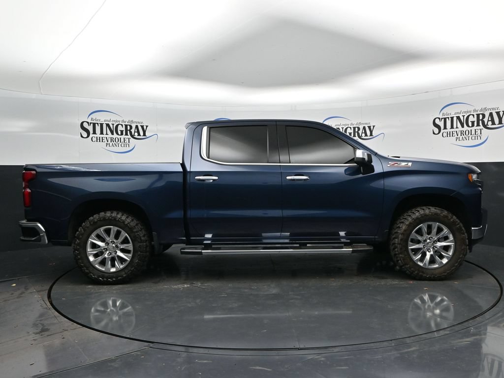 Used 2022 Chevrolet Silverado 1500 LTZ w/ LTZ Premium Package AWD/4WD image 8