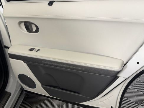 Used 2025 Hyundai Ioniq 5 Limited RWD image 33