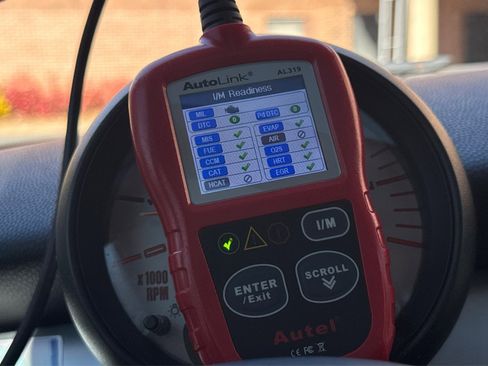 Used 2013 MINI Cooper Hardtop image 10