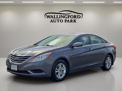 Used 2011 Hyundai Sonata GLS w/ Popular Equipment Pkg 2 FWD image 1