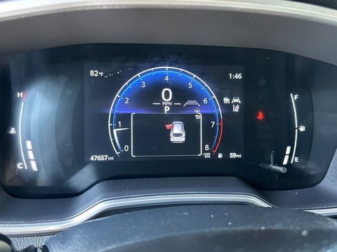 Used 2024 Toyota Corolla Cross XLE FWD image 31