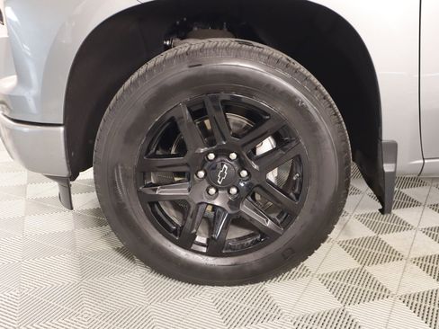 Used 2023 Chevrolet Silverado 1500 Custom image 16