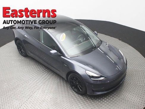 Used 2021 Tesla Model 3 Long Range image 3