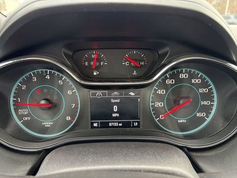 Used 2018 Chevrolet Cruze LT w/ Convenience Package image 23