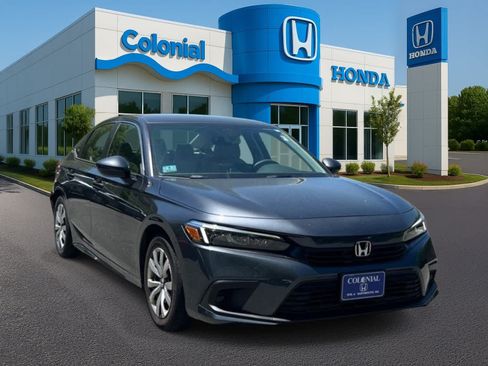 Used 2023 Honda Civic LX image 9