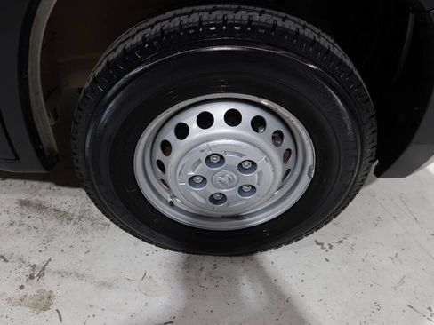 Used 2024 RAM ProMaster 2500 w/ Convenience Group FWD image 34