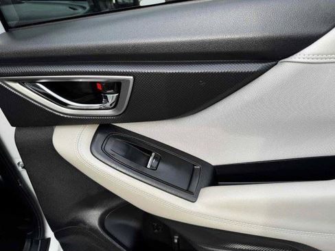 Used 2020 Subaru Forester Premium AWD/4WD image 47