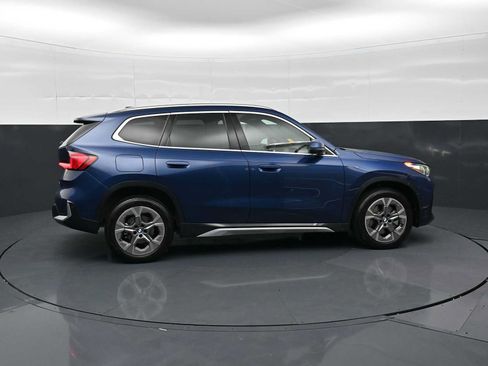 Used 2025 BMW X1 xDrive28i w/ Technology Package AWD/4WD image 4