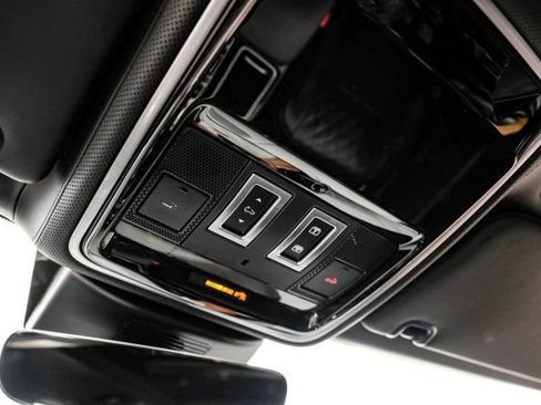 Used 2021 Land Rover Range Rover SV Autobiography Dynamic AWD/4WD image 40
