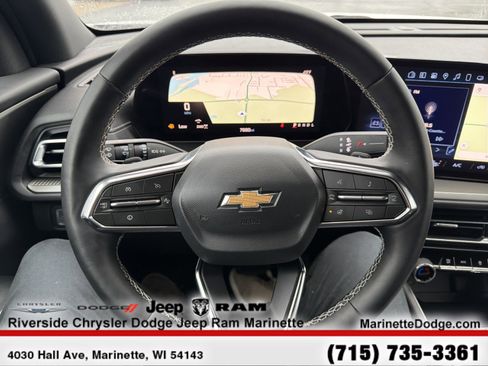 Used 2025 Chevrolet Traverse LT AWD/4WD image 21