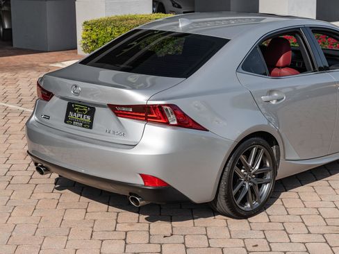 Used 2016 Lexus IS 200t image 3