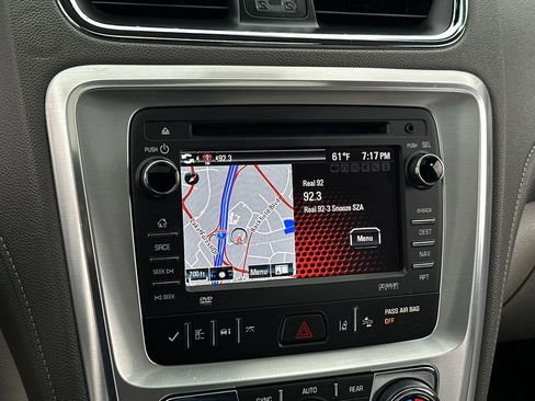 Used 2017 GMC Acadia Limited SLT image 21