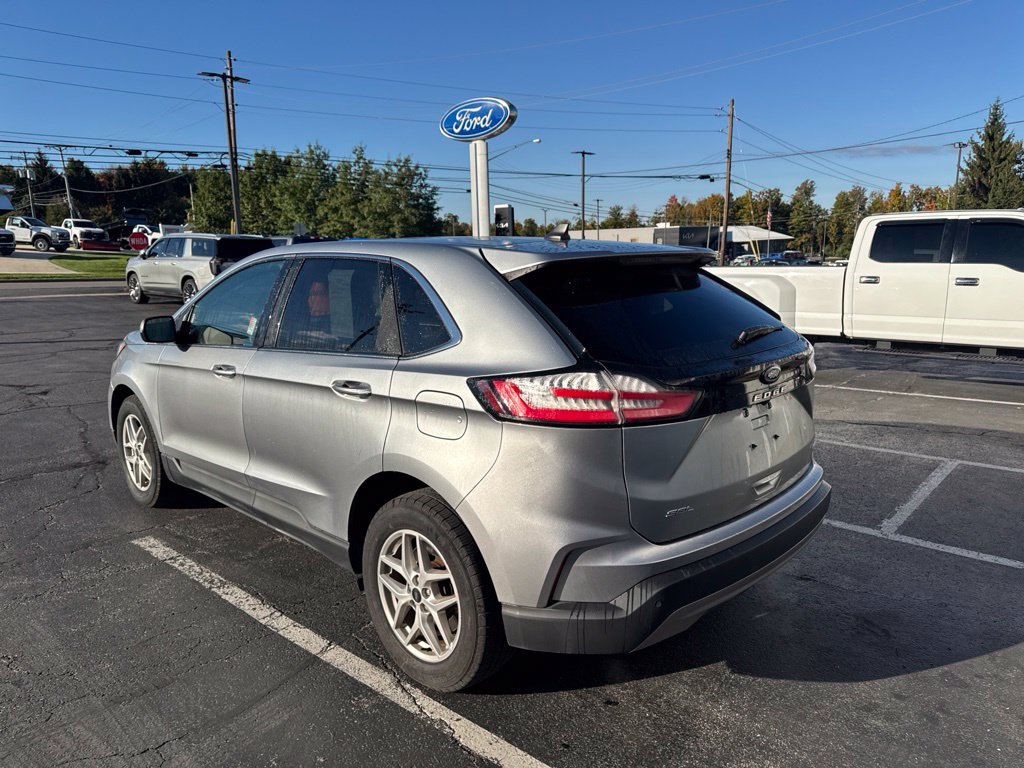 Used 2024 Ford Edge SEL w/ Convenience Package AWD/4WD image 7