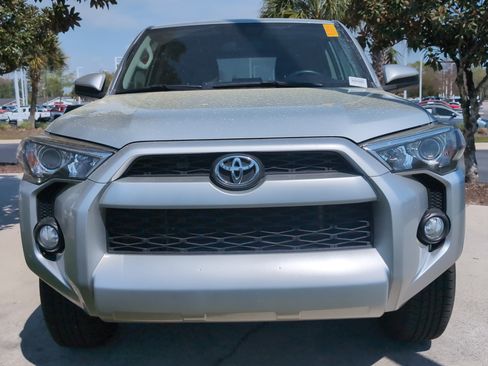 Used 2018 Toyota 4Runner SR5 image 3