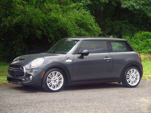 Used 2014 MINI Cooper S FWD image 1