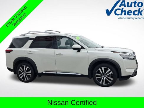 Certified 2023 Nissan Pathfinder Platinum AWD/4WD image 4