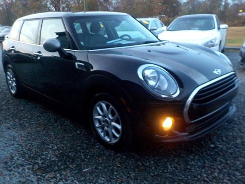 Used 2017 MINI Cooper Clubman image 5