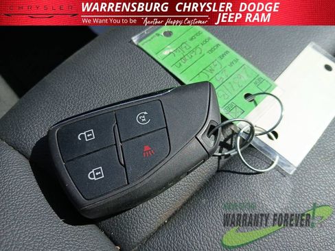 Used 2025 GMC Canyon Elevation w/ Convenience Package AWD/4WD image 29