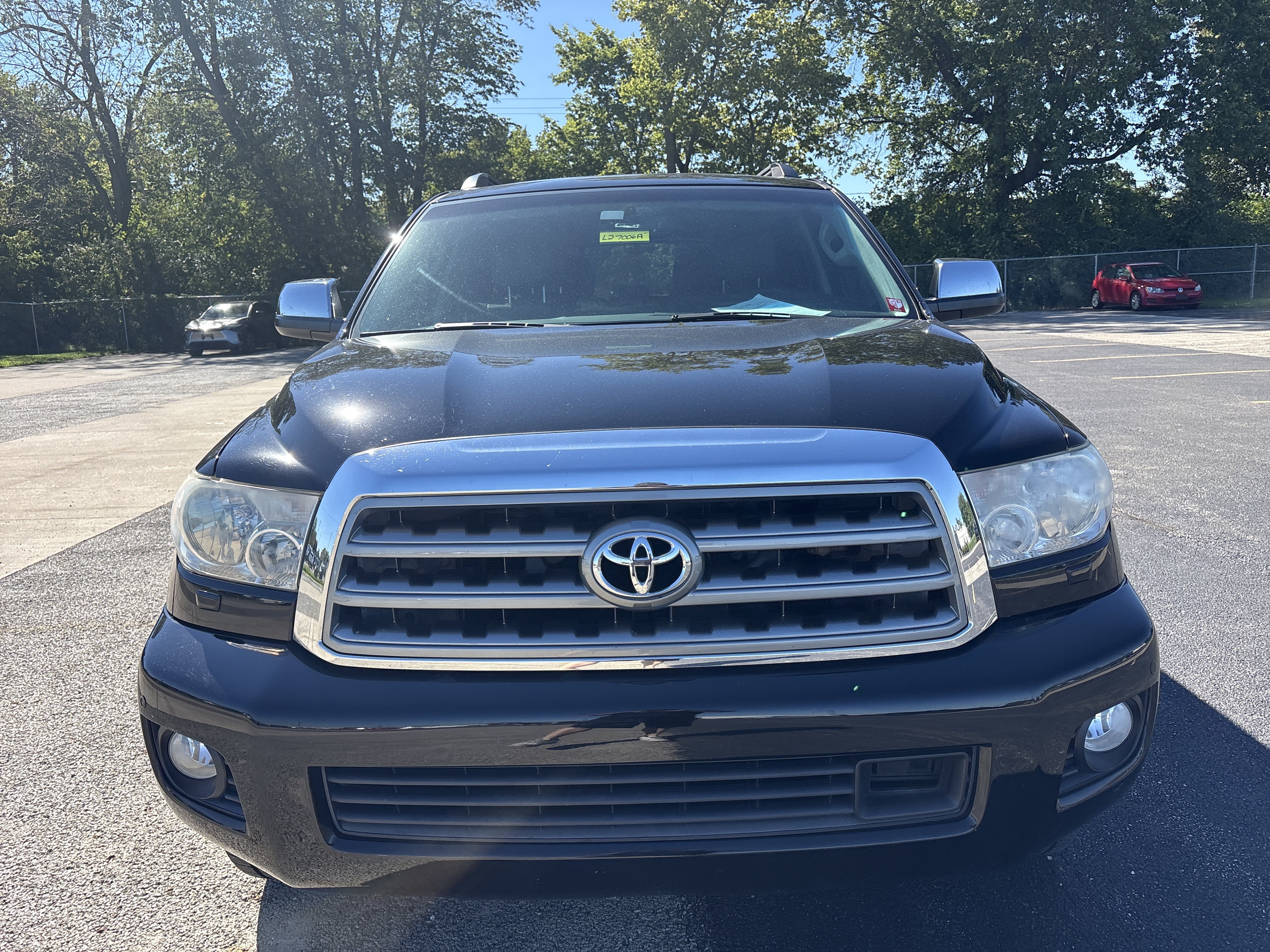 Used 2017 Toyota Sequoia Platinum AWD/4WD image 2