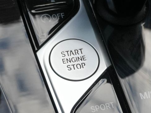 Used 2020 BMW X5 xDrive40i w/ Executive Package image 30