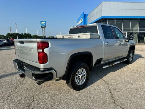 Used 2022 Chevrolet Silverado 2500 LT w/ Convenience Package AWD/4WD image 6