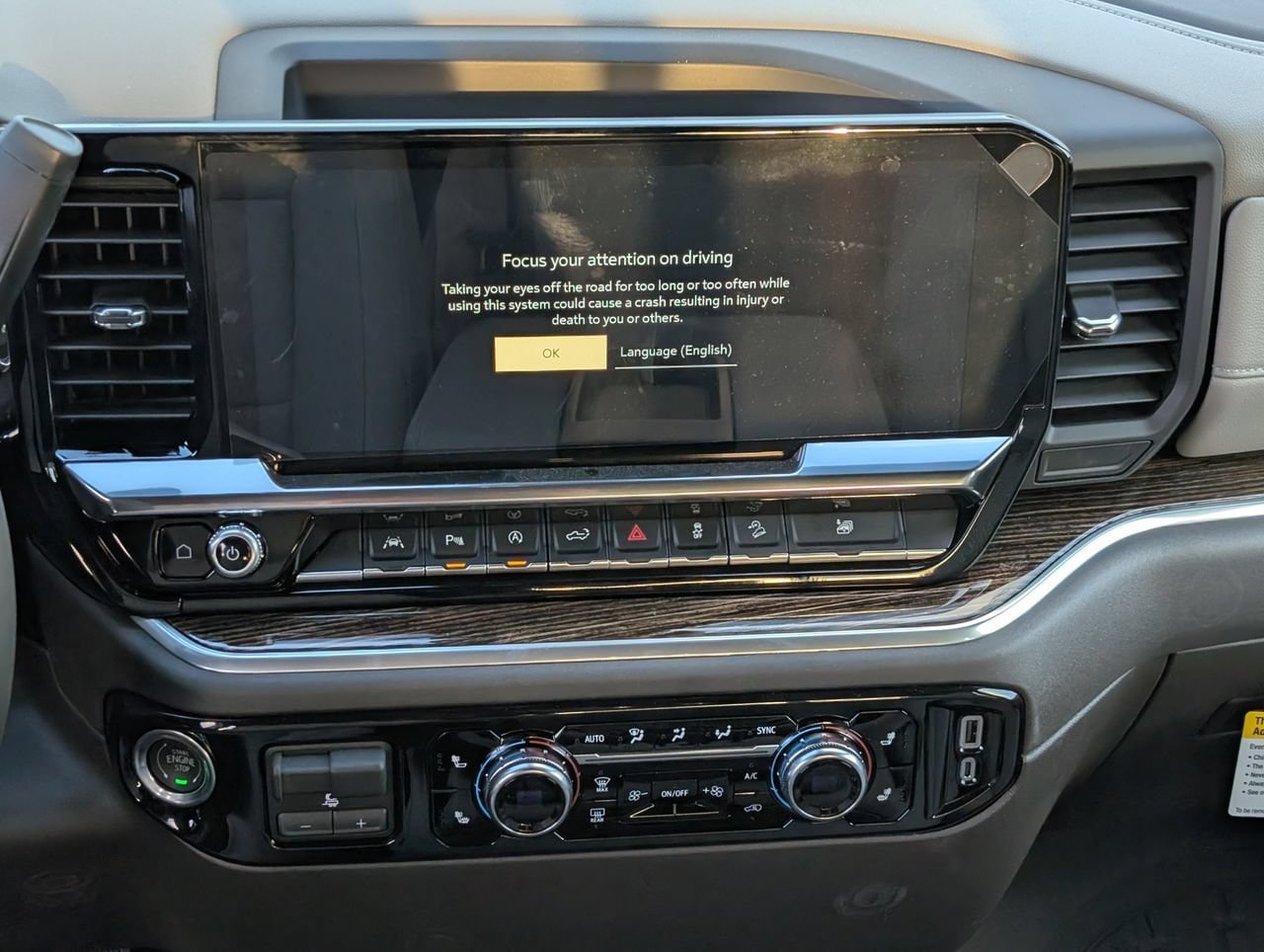 New 2026 GMC Sierra 1500 SLE AWD/4WD image 11
