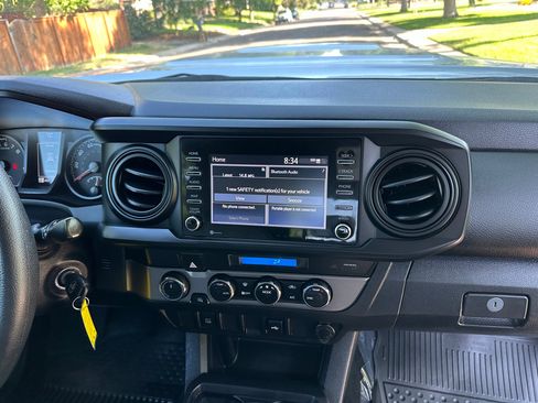 Used 2022 Toyota Tacoma SR5 image 26