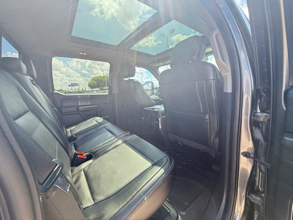 Used 2018 Ford F250 Lariat w/ Lariat Ultimate Package AWD/4WD image 16