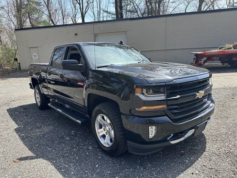 Used 2019 Chevrolet Silverado 1500 LT w/ All Star Edition image 18
