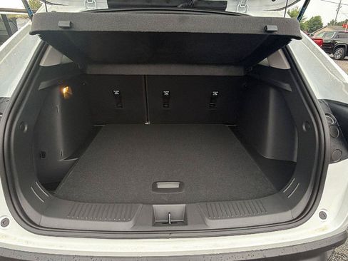 New 2026 Chevrolet Trax LT w/ Driver Confidence Package FWD image 13