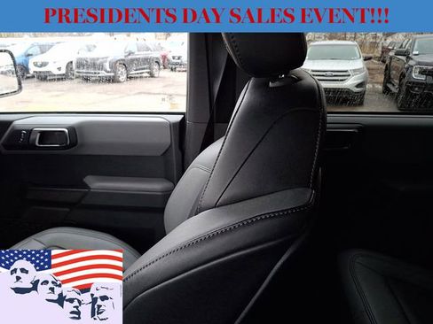 Used 2023 Ford Bronco Big Bend w/ Sasquatch Package image 17