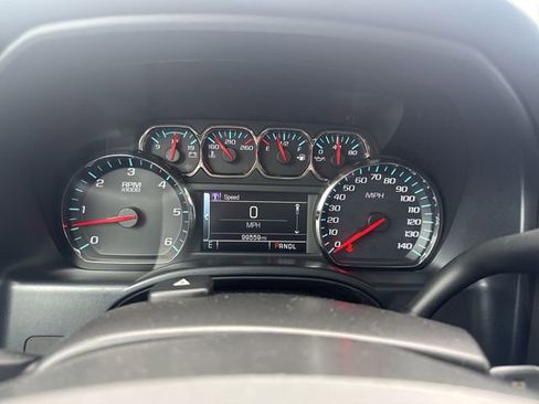 Used 2018 GMC Sierra 1500 SLE w/ SLE Value Package AWD/4WD image 11