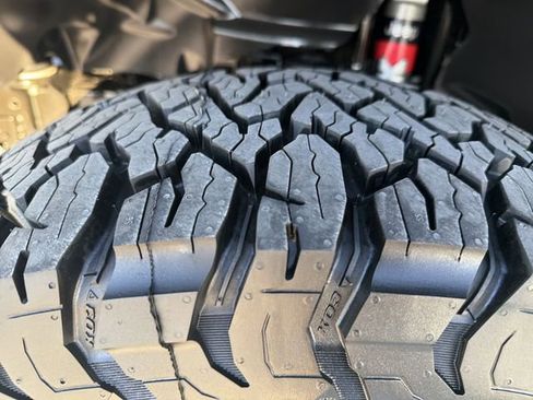 Used 2021 Jeep Gladiator Rubicon w/ Trailer Tow Package image 31