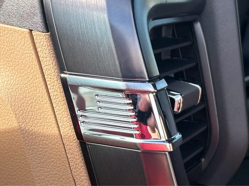 New 2026 Ford F250 Lariat w/ Chrome Package image 24