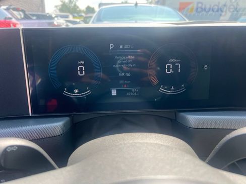 Used 2025 Hyundai Sonata SEL FWD image 3