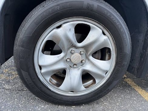 Used 2014 Subaru Forester 2.5i image 14