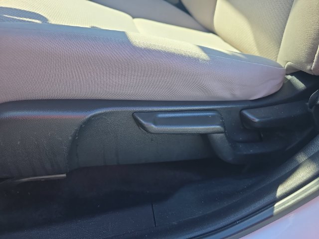 Used 2016 Honda HR-V EX image 28