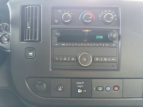 Used 2024 Chevrolet Express 2500 w/ Driver Convenience Package image 25