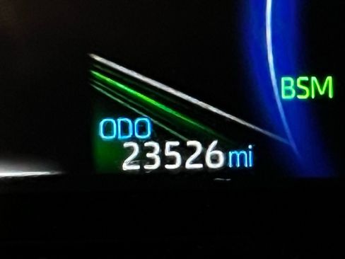 Certified 2025 Toyota RAV4 XLE image 17