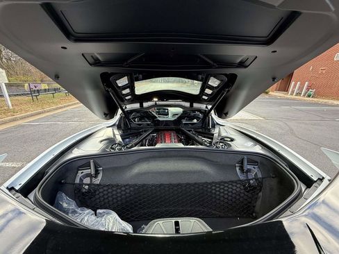 Used 2024 Chevrolet Corvette Stingray Premium Cpe w/ Z51 Performance Package image 32