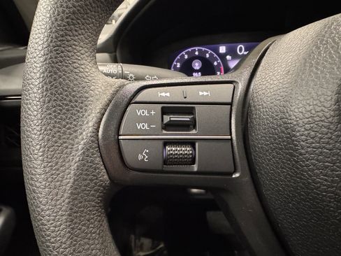 Used 2024 Honda Accord EX image 11