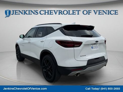 Used 2024 Chevrolet Blazer LT w/ Convenience Package FWD image 6