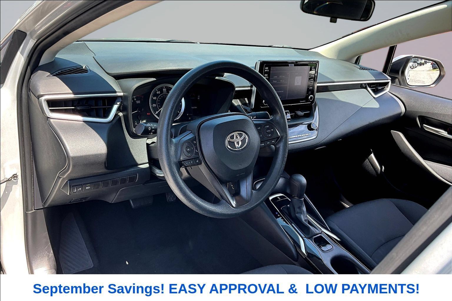 Used 2021 Toyota Corolla LE FWD image 12