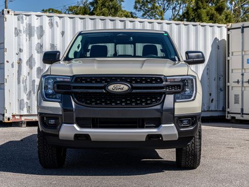 New 2025 Ford Ranger XLT w/ Equipment Group 301A High AWD/4WD image 9