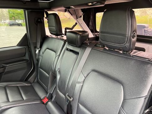 Used 2025 Ford Bronco Big Bend w/ Black Diamond Package image 25